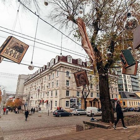 Cathedral Park And Pedestrian Zone Ultracentral Cozy Apartment In Кишинёв Экстерьер фото